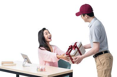 《忍者神龟：施莱德的复仇》花絮视频展示开发画面